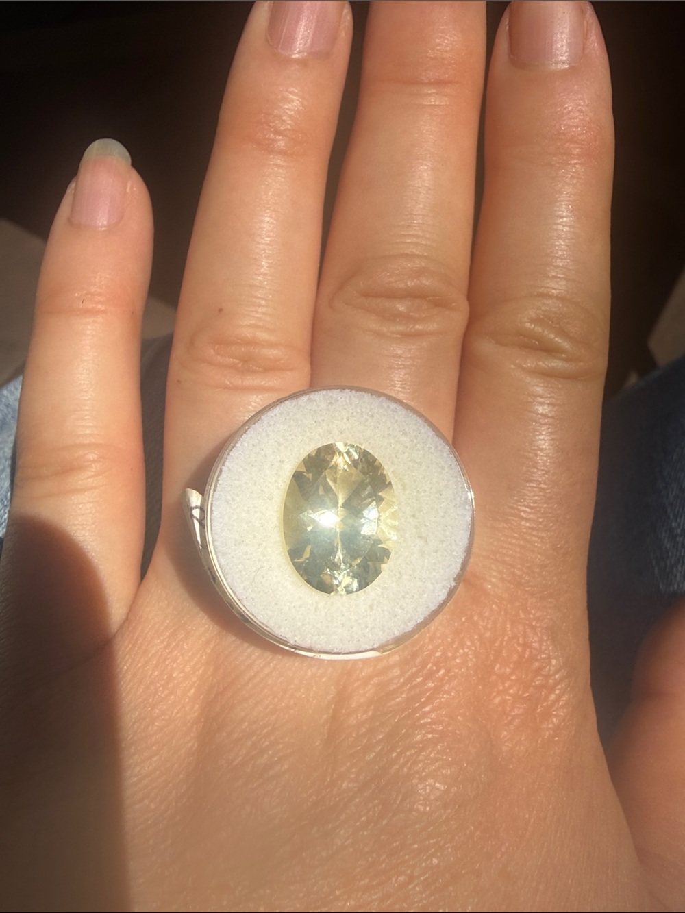 Huge 8.5 carat 16x12 mm yellow labradorite loose stone